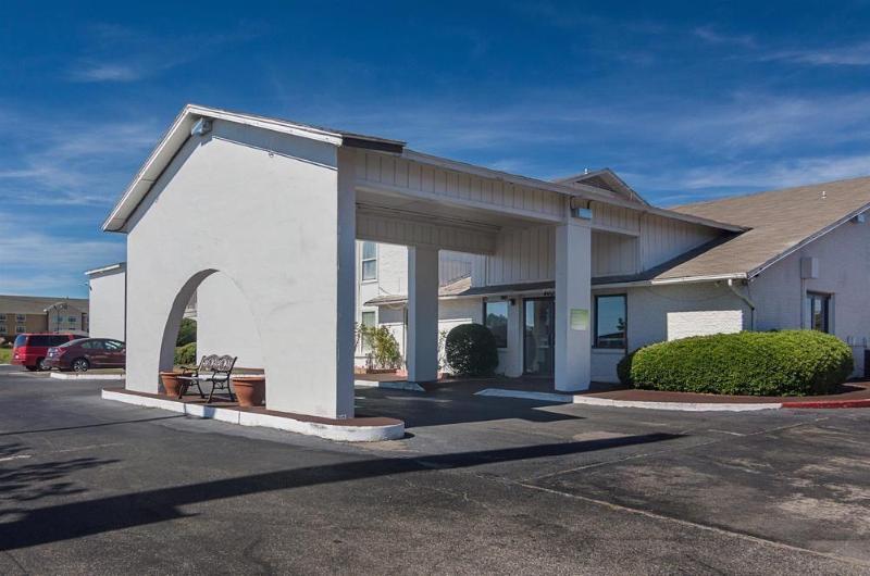 Studio Inn Extended Stay Oklahoma City Airport By Oyo Ngoại thất bức ảnh